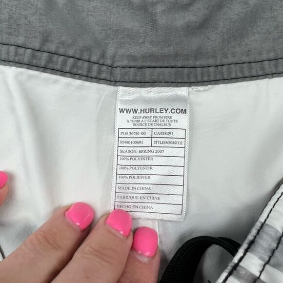 Hurley plaid print swim trunks - Picture 9 of 9